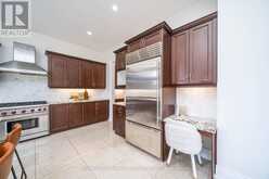 75 PARKHEIGHTS TRAIL King 