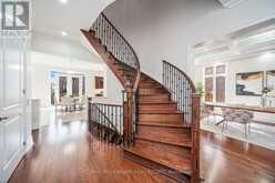 75 PARKHEIGHTS TRAIL King