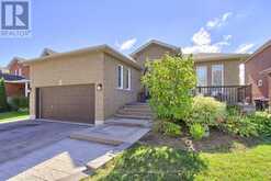 28 TAYLOR COURT Bradford/West Gwillimbury 