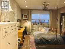 3 - 922 BATHURST STREET Toronto 