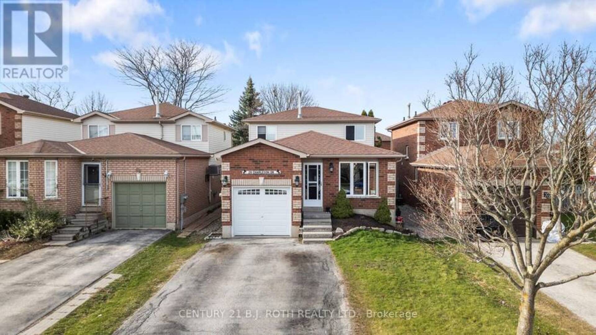 28 CHARLESON DRIVE Barrie 