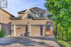 3 LENNON TRAIL Brampton 