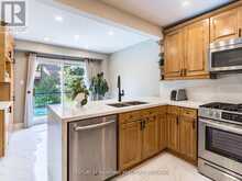 195 ROMAIN CRESCENT Oakville 