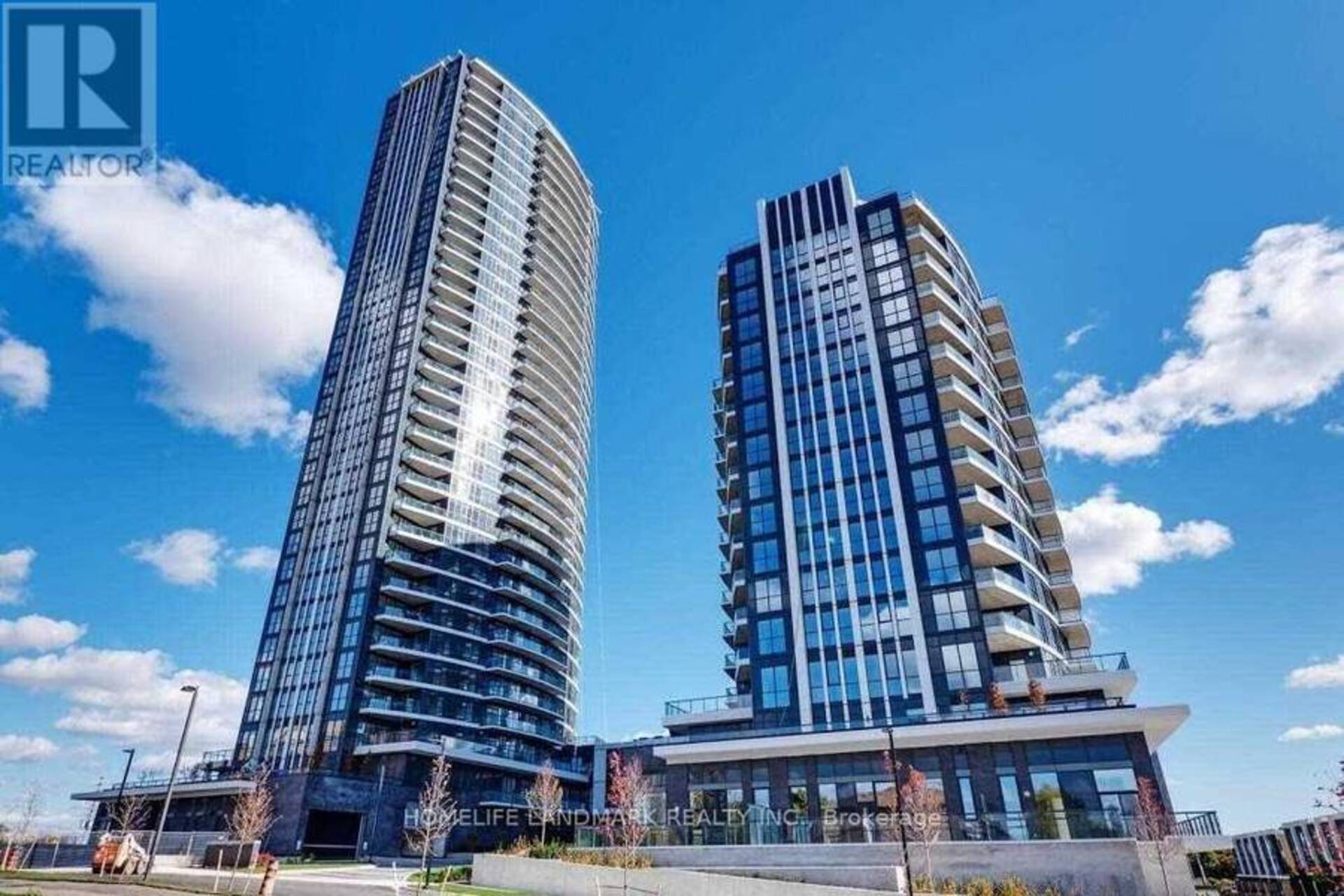 1018 - 35 WATERGARDEN DRIVE Mississauga