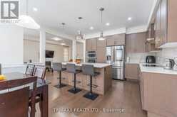 2 DOWNY EMERALD DRIVE Bradford/West Gwillimbury 