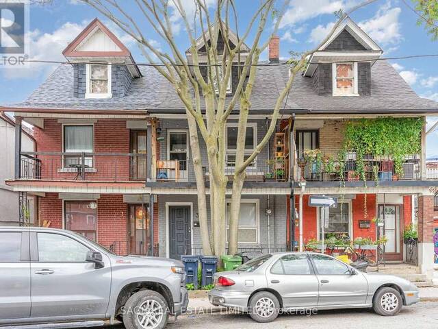 LOWER - 32 MACKLEM AVENUE Toronto Ontario