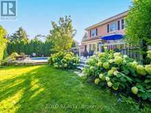 21 CRANBERRY LANE Aurora 