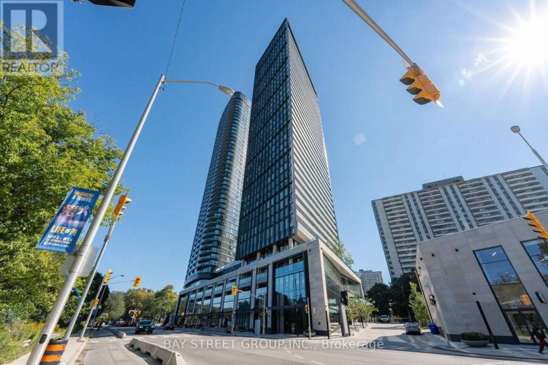 3310 - 575 BLOOR STREET E Toronto