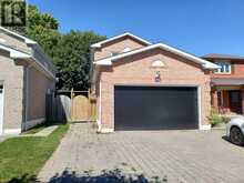 LOWER - 703 COWAN CIRCLE Pickering 