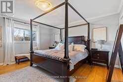 2254 YATES COURT Oakville 