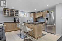 2254 YATES COURT Oakville 