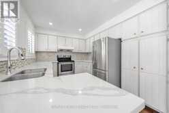 22 THE BRIDLE TRAIL Markham