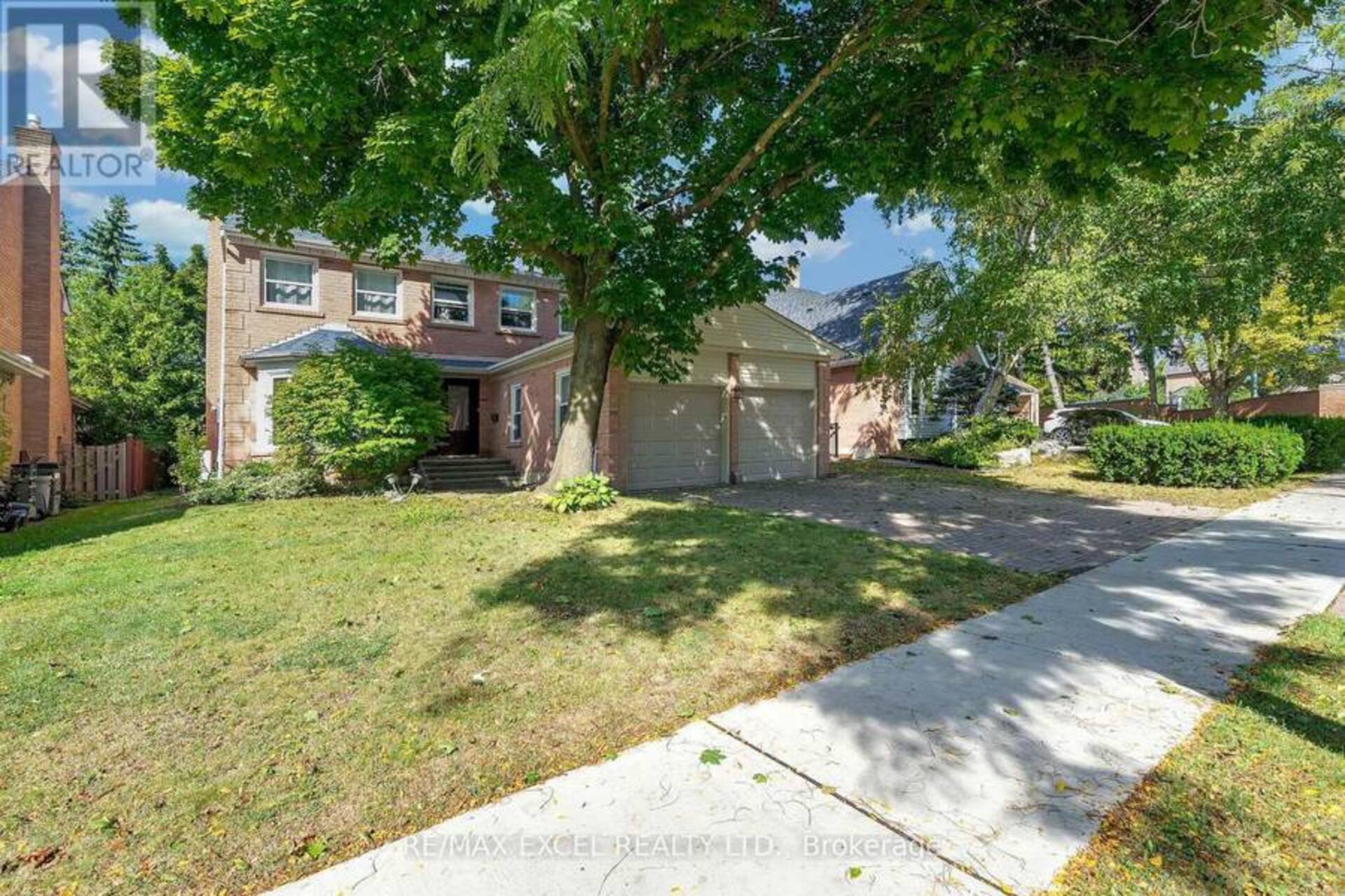 22 THE BRIDLE TRAIL Markham 