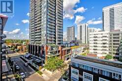 713 - 200 SACKVILLE STREET Toronto