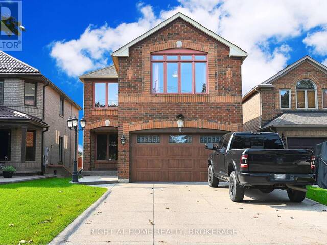 8 CEDARVIEW COURT Brampton Ontario