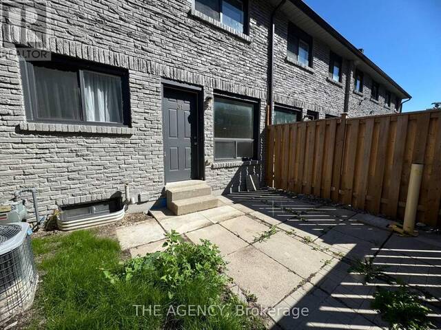 31 - 477 DEAN AVENUE Oshawa  Ontario