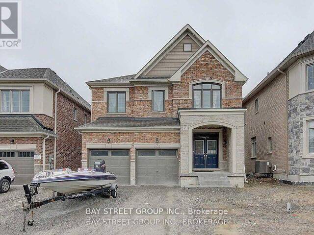 7 YARROW LANE East Gwillimbury Ontario