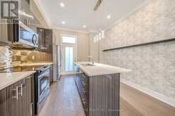 9124 BATHURST STREET Vaughan 