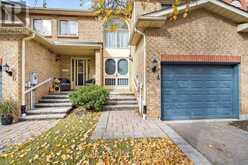 4 FARNHAM DRIVE Brampton 