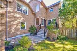 195 DELAYNE DRIVE Aurora 