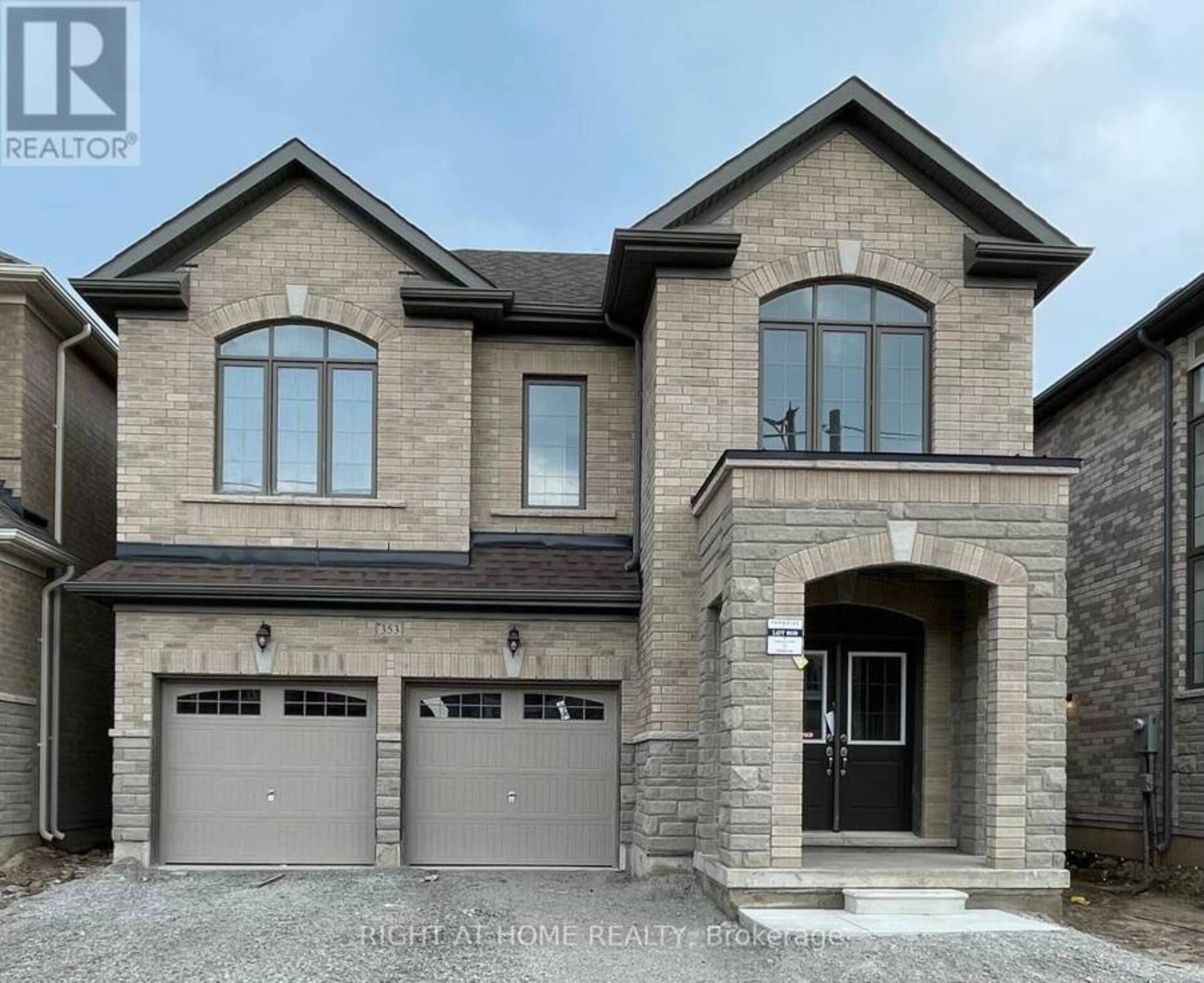 UPPER - 353 VALLEYWAY DRIVE Brampton