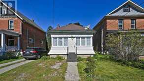 32 DURHAM STREET W Kawartha Lakes