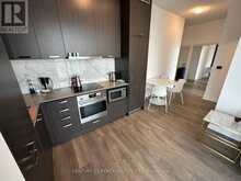 512 - 10 HONEYCRISP CRESCENT Vaughan 