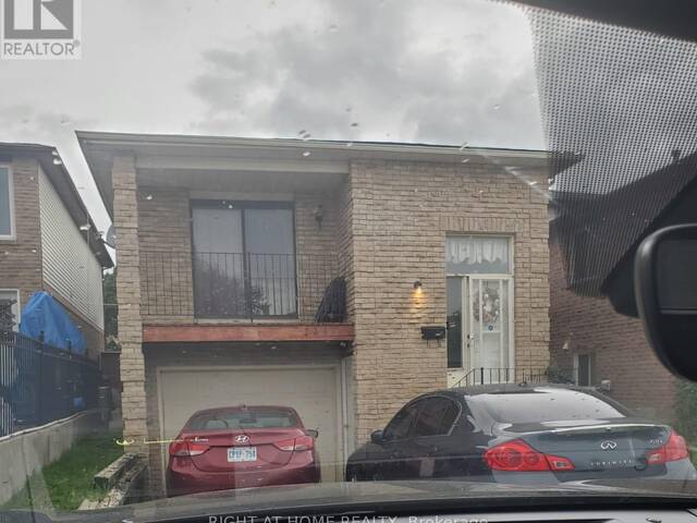 MAIN - 23 DAFOE CRESCENT Brampton Ontario