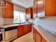 63 STEPHEN DRIVE Toronto