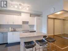 524 - 23 GLEBE ROAD W Toronto