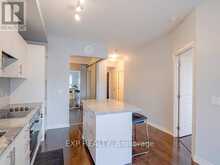 524 - 23 GLEBE ROAD W Toronto