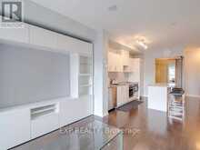 524 - 23 GLEBE ROAD W Toronto