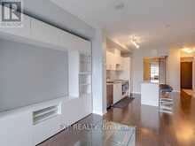 524 - 23 GLEBE ROAD W Toronto