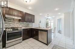 2485 STRATHMORE CRESCENT Mississauga