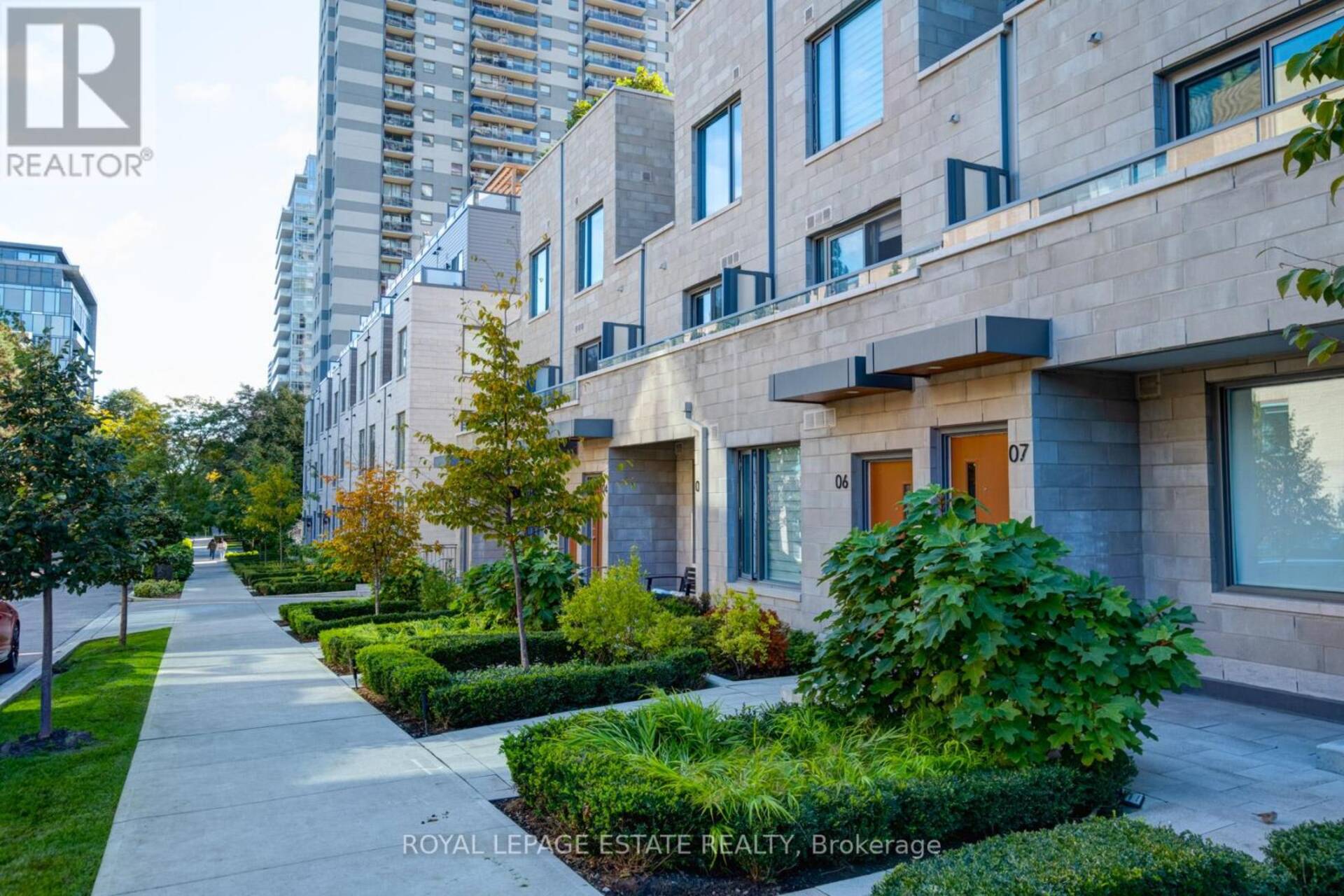 TH7 - 175 PEARS AVENUE Toronto