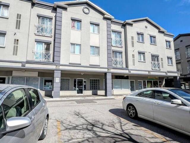 210 - 2351 KENNEDY ROAD Toronto Ontario