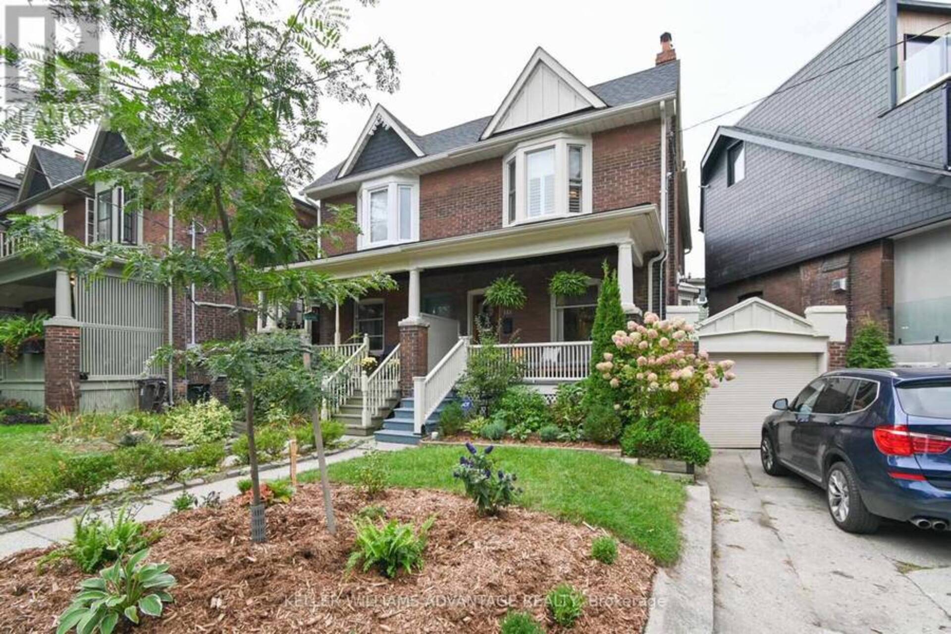 118 RAINSFORD ROAD Toronto