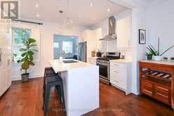 118 RAINSFORD ROAD Toronto