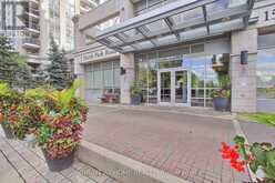 712 - 7 NORTH PARK ROAD Vaughan