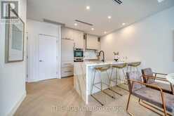 5005 - 180 UNIVERSITY AVENUE Toronto