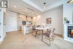 5005 - 180 UNIVERSITY AVENUE Toronto