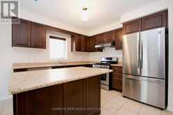 16 EASTERN SKIES WAY Markham 