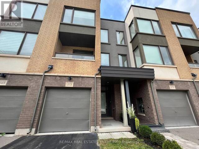 171 SABINA DRIVE Oakville Ontario