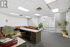 205 - 125 NORFINCH DRIVE Toronto