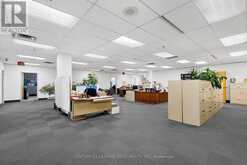 205 - 125 NORFINCH DRIVE Toronto