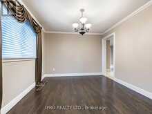 577 YORKMINSTER CRESCENT Mississauga