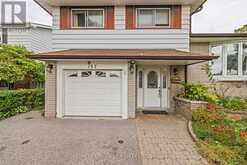 157 LABRADOR DRIVE Oshawa 