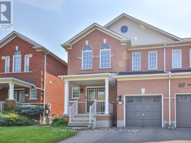 225 ANDREWS TRAIL Milton Ontario