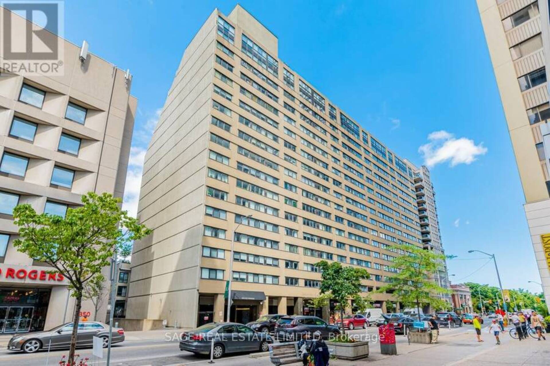 1007 - 360 BLOOR STREET E Toronto