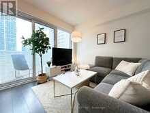 1606 - 88 HARBOUR STREET Toronto 